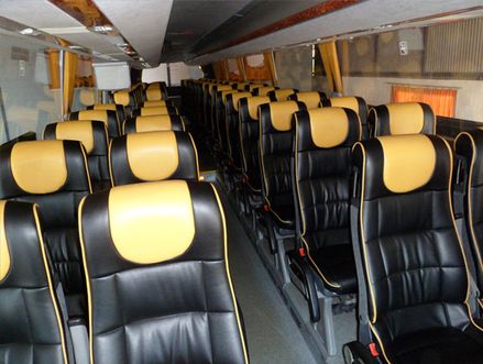 Autocares Hnos. Pérez Salinas sillas negro con amarillo 